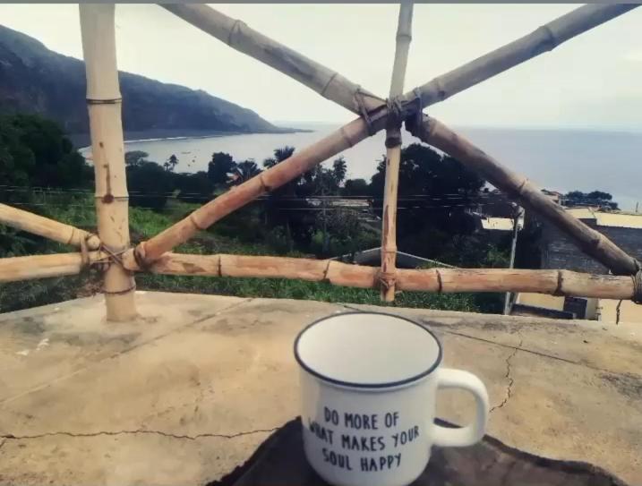 Bed and Breakfast Kaza Ladera Seladinha Zewnętrze zdjęcie